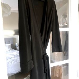 Iconic wrap dress - Diane von Furstenberg, size 4
